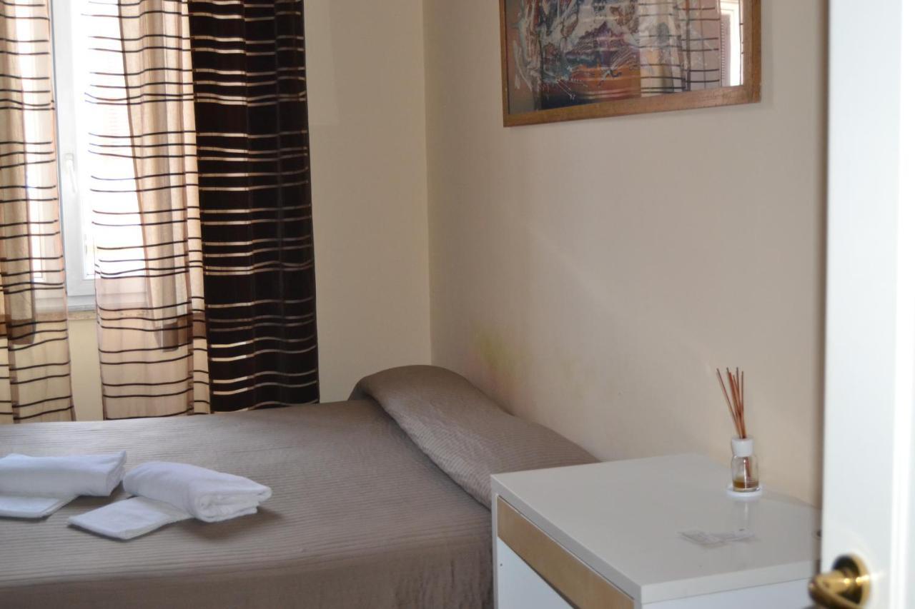 Booking House Rome Bagian luar foto